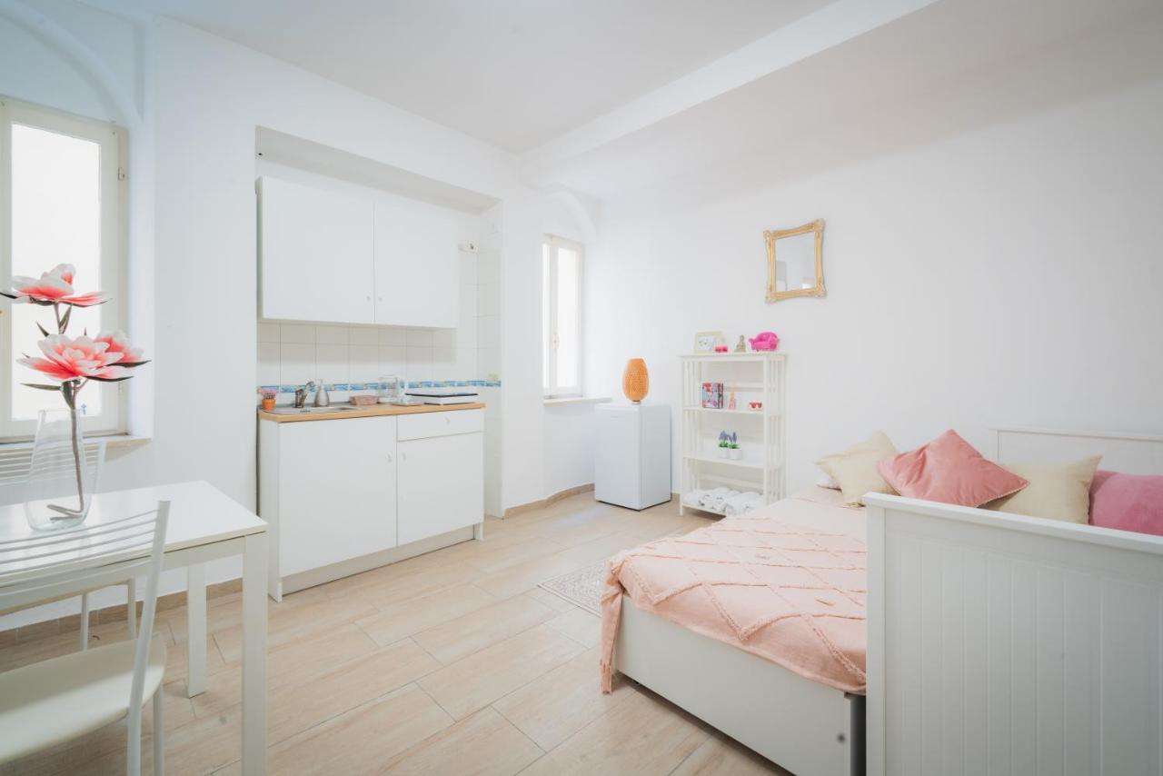 Suite "Castello" Del Garda - Apt Per Coppie Garda Desenzano del Garda Extérieur photo